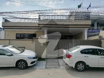 Ready To rent A House 1 Kanal In Johar Town Phase 2 - Block G4 Lahore