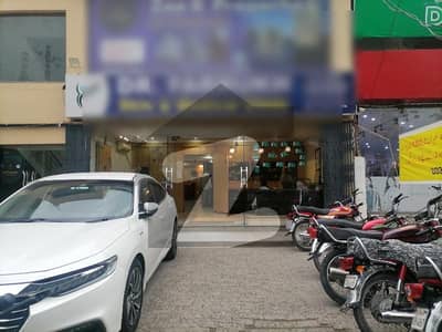 Building Of 4000 Sq Ft In Johar Town Phase 2 - Block J3 Is Available