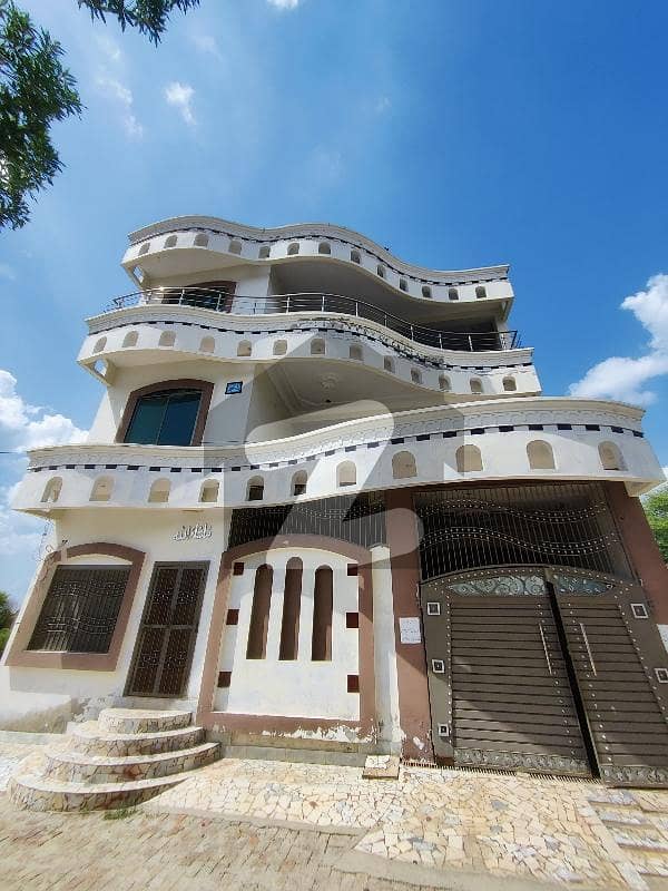 Beautiful Triple Storey House Beautiful Triple Storey House