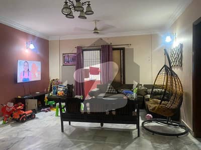 WELL MAINTAINED FULL FLOOR WITH LIFT