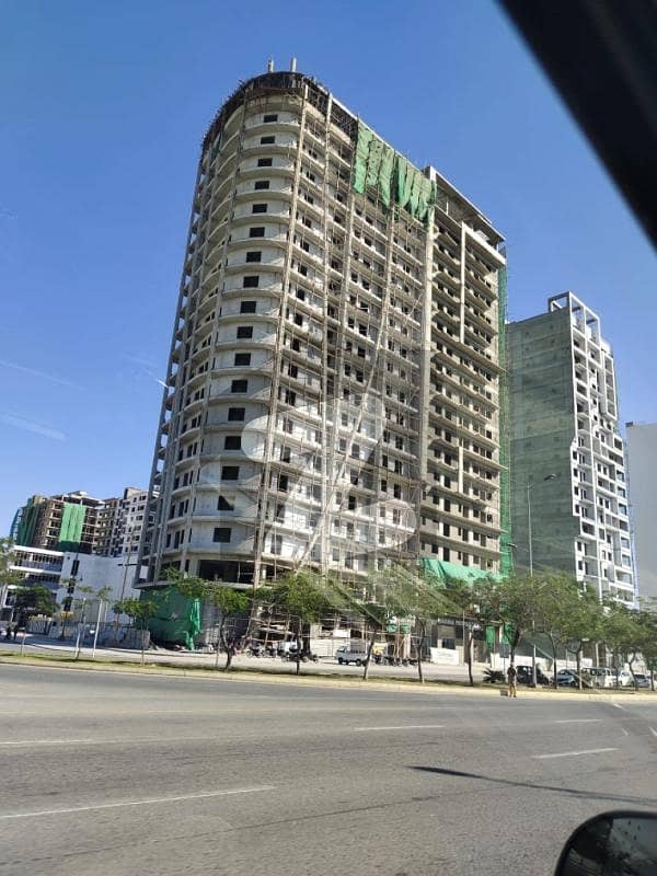 Buy Your Ideal 825 Square Feet Flat In A Prime Location Of Karachi