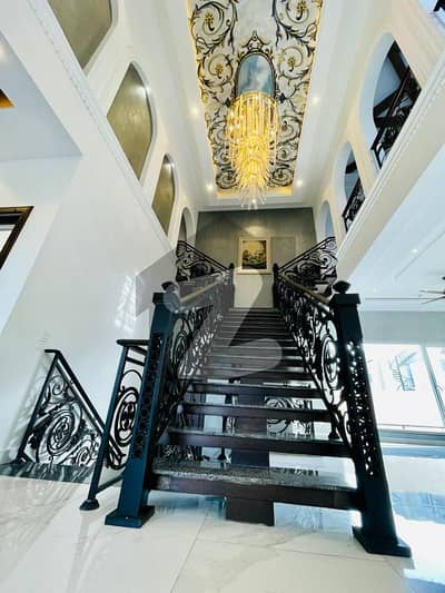 ڈی ایچ اے فیز 5 ڈیفنس (ڈی ایچ اے),لاہور میں 4 کمروں کا 1 کنال مکان 2.9 لاکھ میں کرایہ پر دستیاب ہے۔