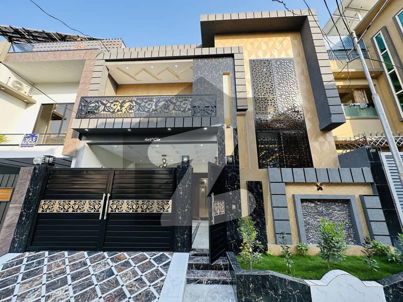 7.6 Marla Fresh House For Sale