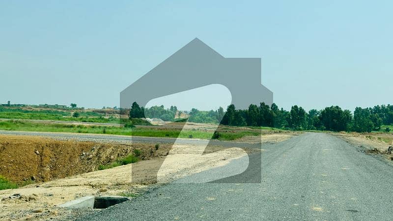 8 MARLA PLOT AT INVESTOR RATE 8 MARLA PLOT AT INVESTOR RATE