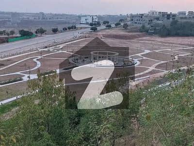 01 Kanal Heighted &Amp; Non-Corner Plot For Sale On (Urgent Basis) On (Investor Rate) In Sector F Near Family Park In DHA 03 Islamabad