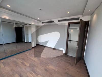 اوسٹر کورٹ لگزری ریزیڈینس ایم ایم عالم روڈ,گلبرگ,لاہور میں 1 کمرے کا 6 مرلہ فلیٹ 4.5 کروڑ میں برائے فروخت۔ اوسٹر کورٹ لگزری ریزیڈینس ایم ایم عالم روڈ,گلبرگ,لاہور میں 1 کمرے کا 6 مرلہ فلیٹ 4.5 کروڑ میں برائے فروخت۔