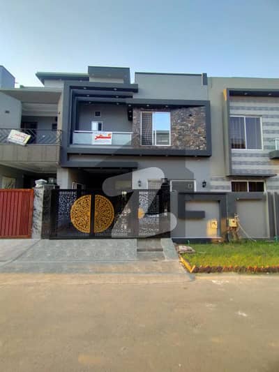 5 Marla Beautiful House Available For Sale In Park View City Jade Extension Block