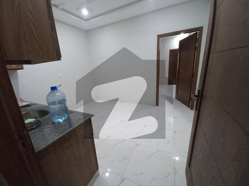 Luxury Brand New 1 Bedroom Apartment Available For Rent