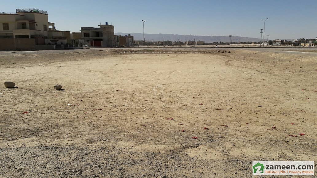 Plot For Sale At Club Road Quetta Cantt