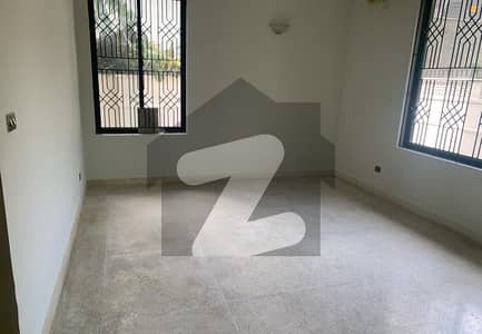 "Luxurious 3.5 Kanal House For Rent In G-6/3, Islamabad"