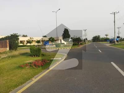 فضائیہ ہاؤسنگ سکیم فیزٹو فضائیہ ہاؤسنگ سکیم,لاہور میں 5 مرلہ کمرشل پلاٹ 1.5 کروڑ میں برائے فروخت۔