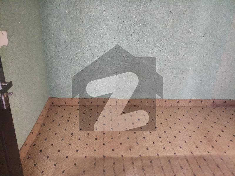 2200 Square Feet House Up For Sale In G-6 2200 Square Feet House Up For Sale In G-6