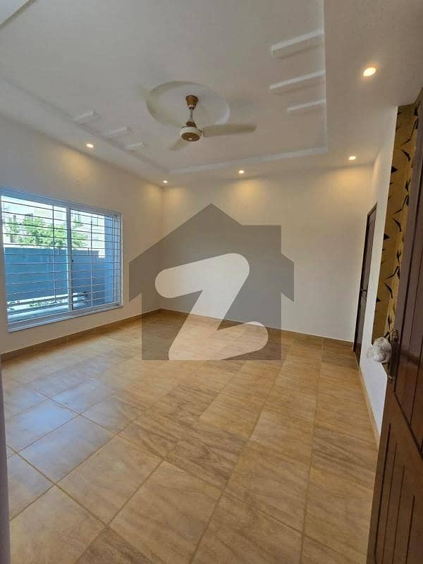 8 MARLA LUXURY HOUSE FOR SALE IN TECH TOWN CANAL ROAD FAISALABAD 8 MARLA LUXURY HOUSE FOR SALE IN TECH TOWN CANAL ROAD FAISALABAD
