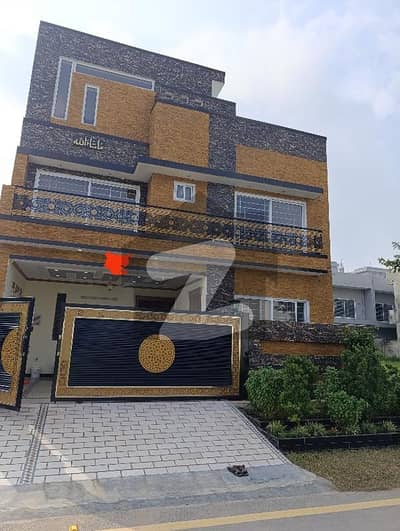 فیصل ٹاؤن فیز 1 - بلاک اے فیصل ٹاؤن فیز 1,فیصل ٹاؤن - ایف ۔ 18,اسلام آباد میں 5 کمروں کا 8 مرلہ مکان 3.45 کروڑ میں برائے فروخت۔ فیصل ٹاؤن فیز 1 - بلاک اے فیصل ٹاؤن فیز 1,فیصل ٹاؤن - ایف ۔ 18,اسلام آباد میں 5 کمروں کا 8 مرلہ مکان 3.45 کروڑ میں برائے فروخت۔