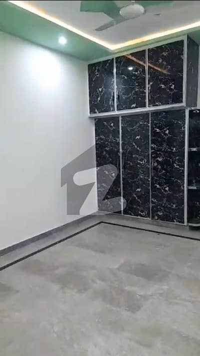 10 MARLA LOWER PORTION FOR RENT IN ALLAMA IQBAL TOWN WITH 3 CAR GARAGE