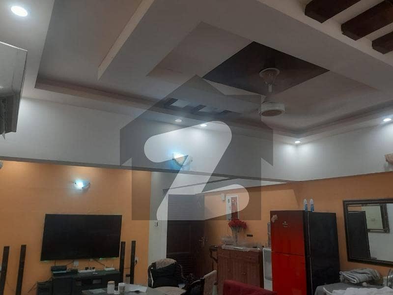 کلفٹن ۔ بلاک 4 کلفٹن,کراچی میں 2 کمروں کا 5 مرلہ فلیٹ 1.2 لاکھ میں کرایہ پر دستیاب ہے۔