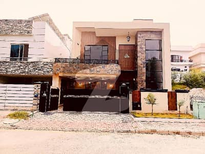 10 Marla Designer House For Sale