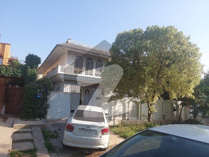 F-10/3 Beautiful Location House Urgent Sale F-10/3 Beautiful Location House Urgent Sale