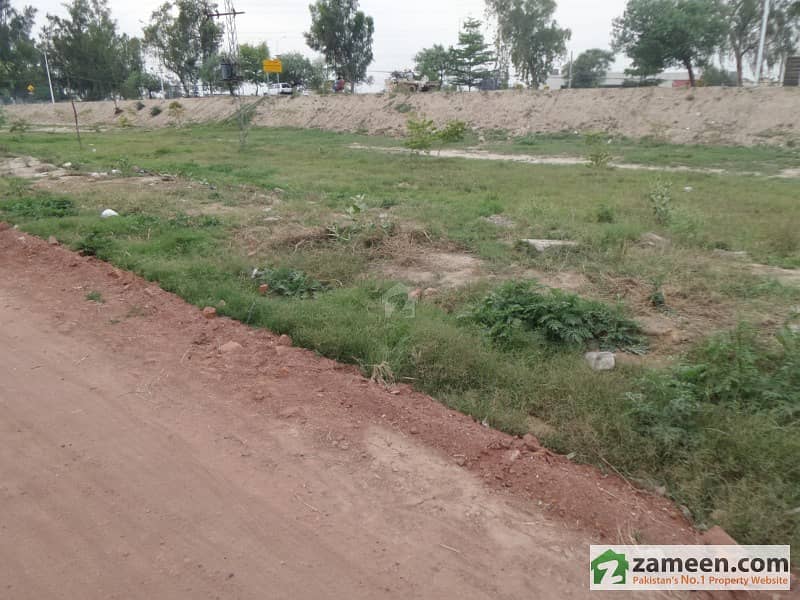 Prime Located Commercial Plot For Sale