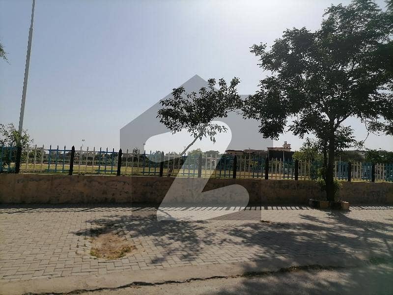 Ideal Residential Plot For sale In F-7 Ideal Residential Plot For sale In F-7