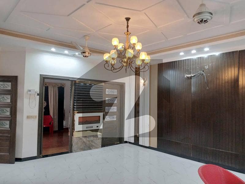 10 Marla House Available For Rent In Overseas B Bahria Town, Lahore 10 Marla House Available For Rent In Overseas B Bahria Town, Lahore
