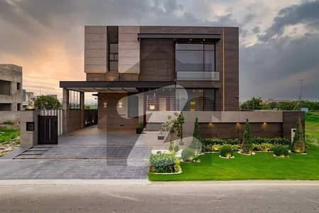 Super Luxury 1 Kanal Brand New House For Sale