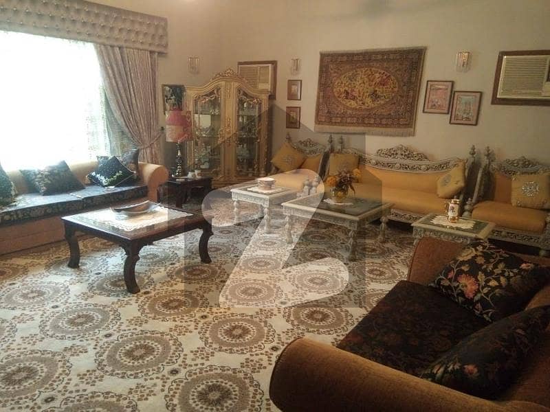 Luxurious 888 Sq. Yard House For Sale In F-8, Islamabad Luxurious 888 Sq. Yard House For Sale In F-8, Islamabad
