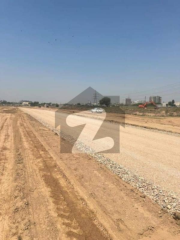 25x50 Level Ideal Location Plot Street 20 I-15/4 25x50 Level Ideal Location Plot Street 20 I-15/4