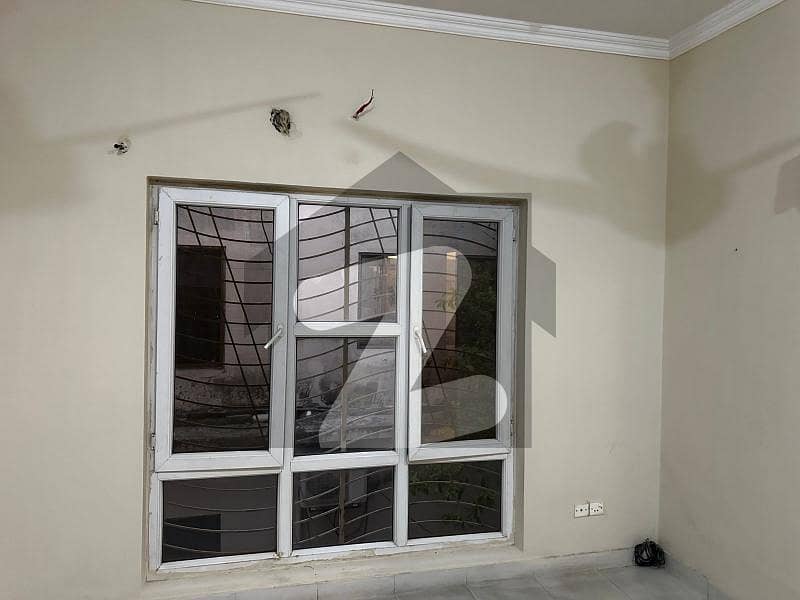 10 Marla Full House Is Available For Rent In Dha Phase 5 10 Marla Full House Is Available For Rent In Dha Phase 5