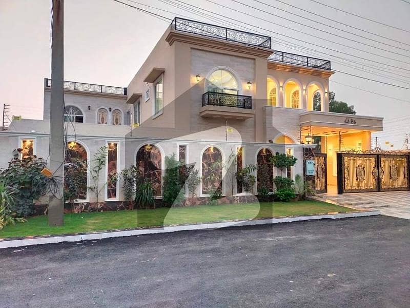 1 Kanal Luxury Bungalow For Rent In B-Block DHA Phase 6 Lahore