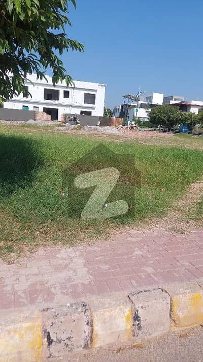 1 Kanal Corner Plot for Sale in Bahria Enclave Islamabad
