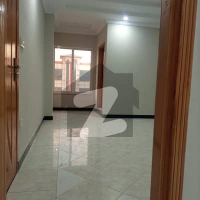 غوری ٹاؤن اسلام آباد میں 2 کمروں کا 4 مرلہ فلیٹ 25.0 ہزار میں کرایہ پر دستیاب ہے۔