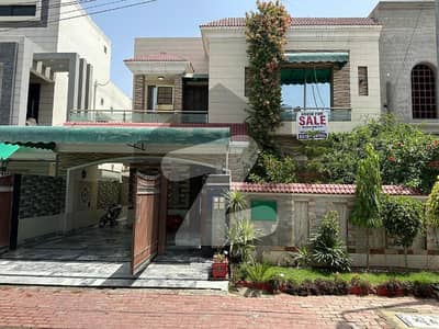 10 MARLA HOUSE FOR SALE IN VERY REASONABLE PRICE ( BAHRIA TOWN LAHORE