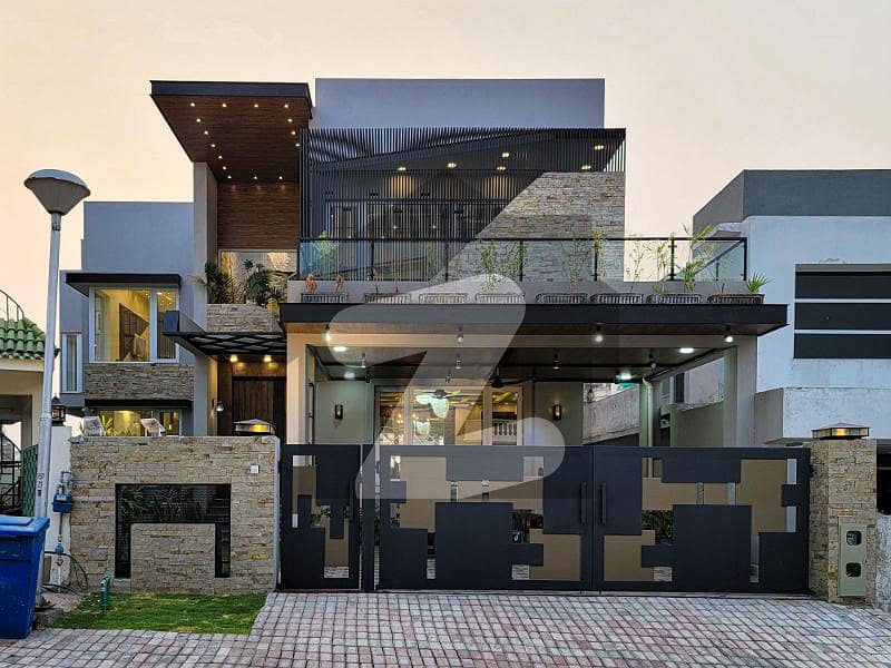 1 Kanal House With Swimming Pool And Basement 1 Kanal House With Swimming Pool And Basement