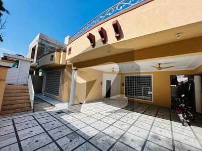 Prime Location Beautiful Lawn House Available For Rent