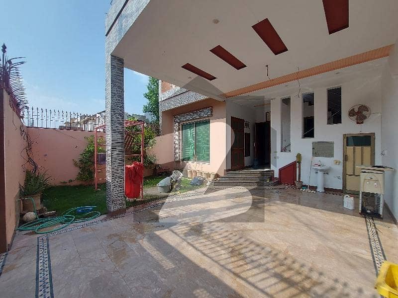 10 Marla House For Sale Khayaban Colony Near Canal Road 10 Marla House For Sale Khayaban Colony Near Canal Road