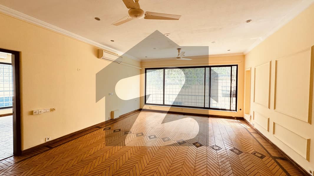 Beautiful Triple Story 8 Bedrooms House Available For Rent Beautiful Triple Story 8 Bedrooms House Available For Rent