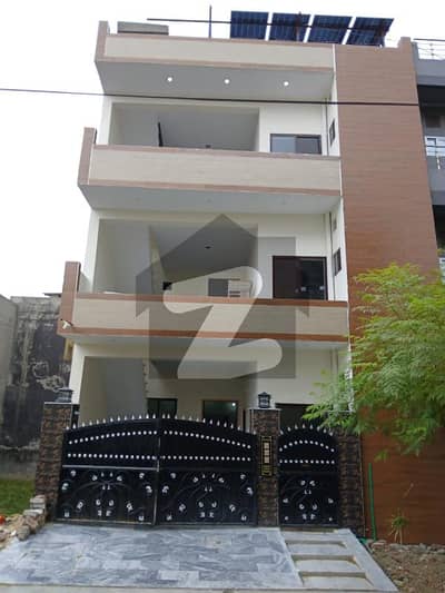 SOLAR SYSTEM INSTALLED 7 MARLA TRIPLE-STORY HOUSE AVAILABLE FOR RENT IN PUNJAB UNIVERSITY PHASE 2