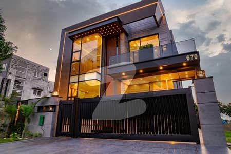 5 BEDS 10 MARLA BRAND NEW HOUSE FOR SALE LOCATED BAHRIA ORCHARD LAHORE