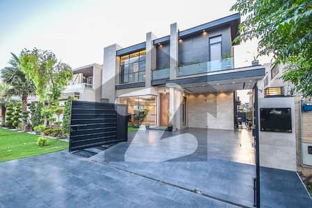 One Kanal Gorgeous Bungalow Situated At Most Prime Location Direct Approach