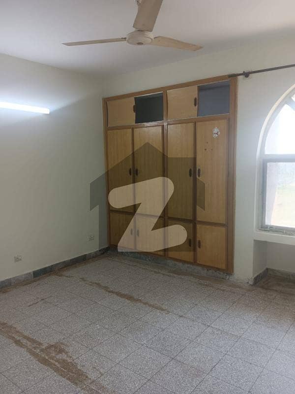 G-11/4 PHA C-Type 3rd Floor Flat For Rent G-11/4 PHA C-Type 3rd Floor Flat For Rent