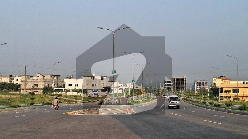 1 KANAL RESIDENTIAL PLOT FOR SALE IN BLOCK C 1 KANAL RESIDENTIAL PLOT FOR SALE IN BLOCK C