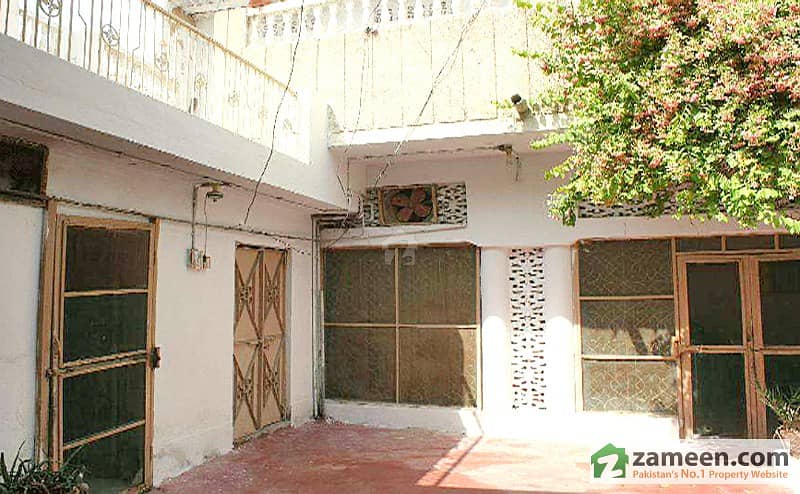 House For Sale In Hussainabad