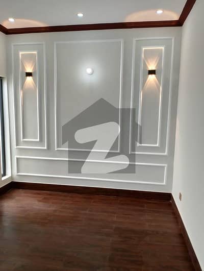 گلستانِ جوہر کراچی میں 2 کمروں کا 4 مرلہ فلیٹ 1.07 کروڑ میں برائے فروخت۔