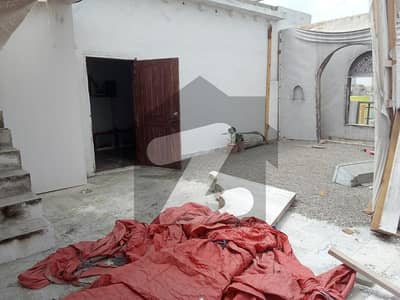 7TH FLOOR FLAT IS AVAILABLE FOR RENT 7TH FLOOR FLAT IS AVAILABLE FOR RENT