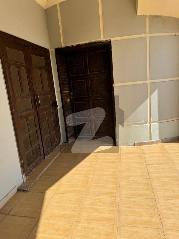 50*90 Upper portion available for rent in G13