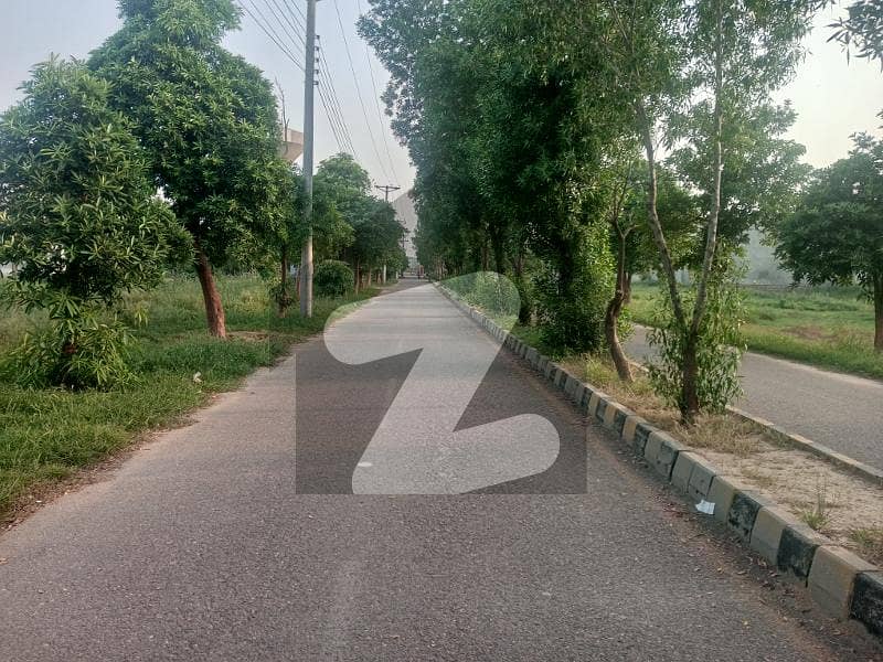 سادات کوآپریٹو ہاؤسنگ سوسائٹی (کالج ٹاؤن) لاہور میں 18 مرلہ رہائشی پلاٹ 1.5 کروڑ میں برائے فروخت۔ سادات کوآپریٹو ہاؤسنگ سوسائٹی (کالج ٹاؤن) لاہور میں 18 مرلہ رہائشی پلاٹ 1.5 کروڑ میں برائے فروخت۔
