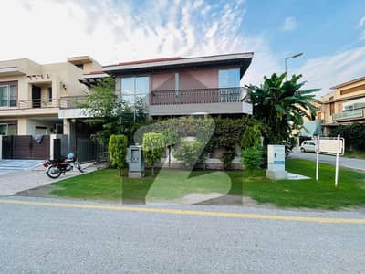 6 Marla Gorgeous Modern House For Rent In Dha Phase 5 Near To Park