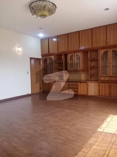 1 Kanal House For Sale Hot Location Near To Park Near To Park 1 Kanal House For Sale Hot Location Near To Park Near To Park