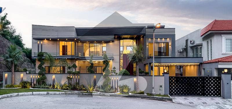 Double Height Lobby 35 Marla Designer House For Sale